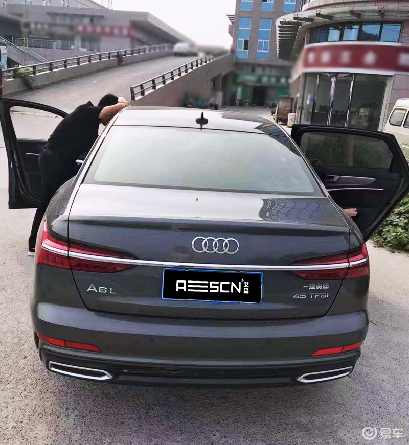 奥迪A8L 45TFSI，冷静魅力的典范