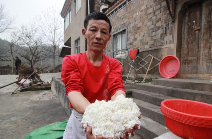 方小龙，时代引领者的杰出风采