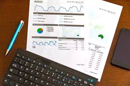 黄大仙资料大全的准确性,实地执行分析数据_Chromebook98.932